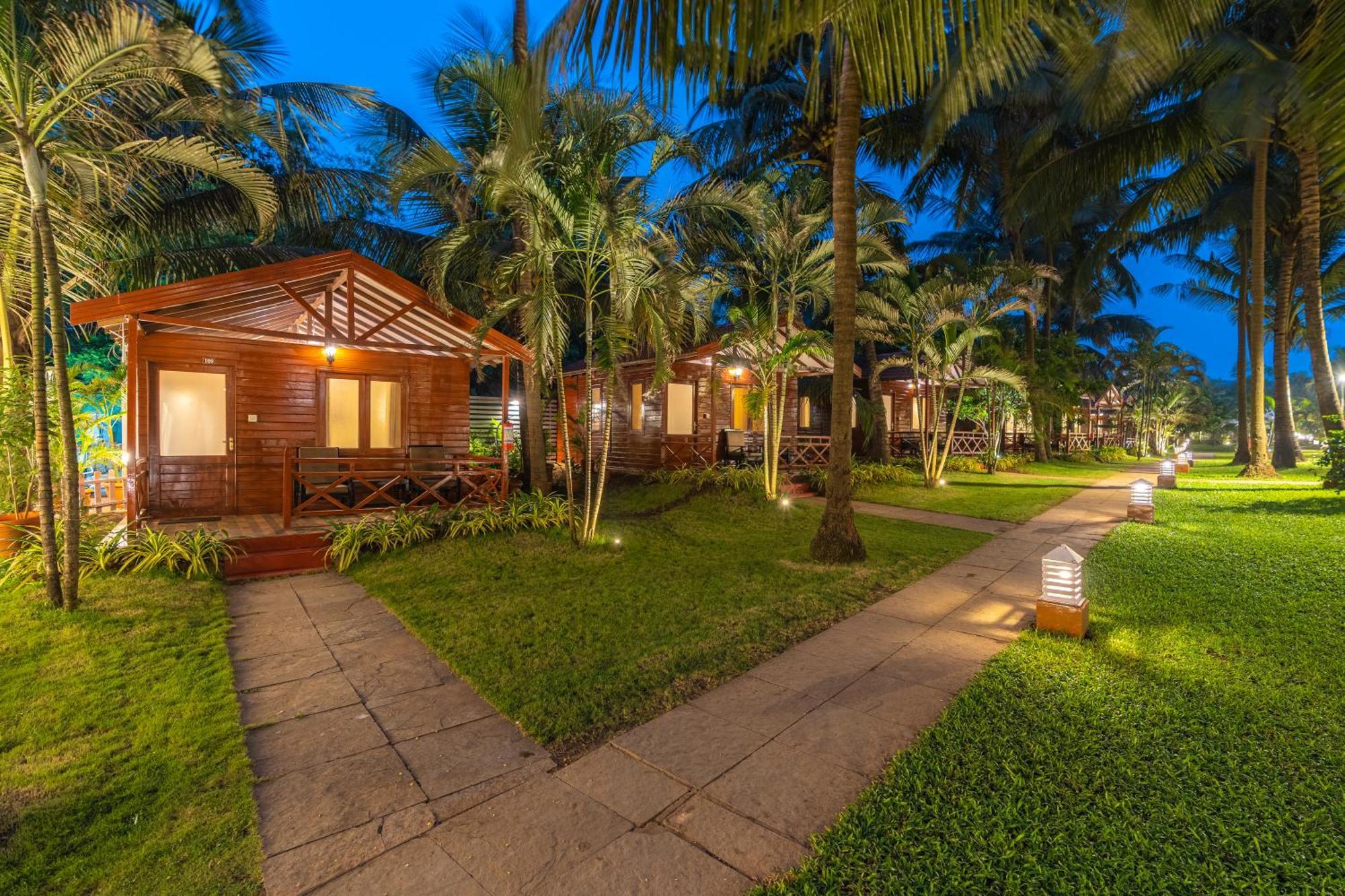 La Cabana Beach & Spa, By Ashvem Beach Mandrem Luaran gambar