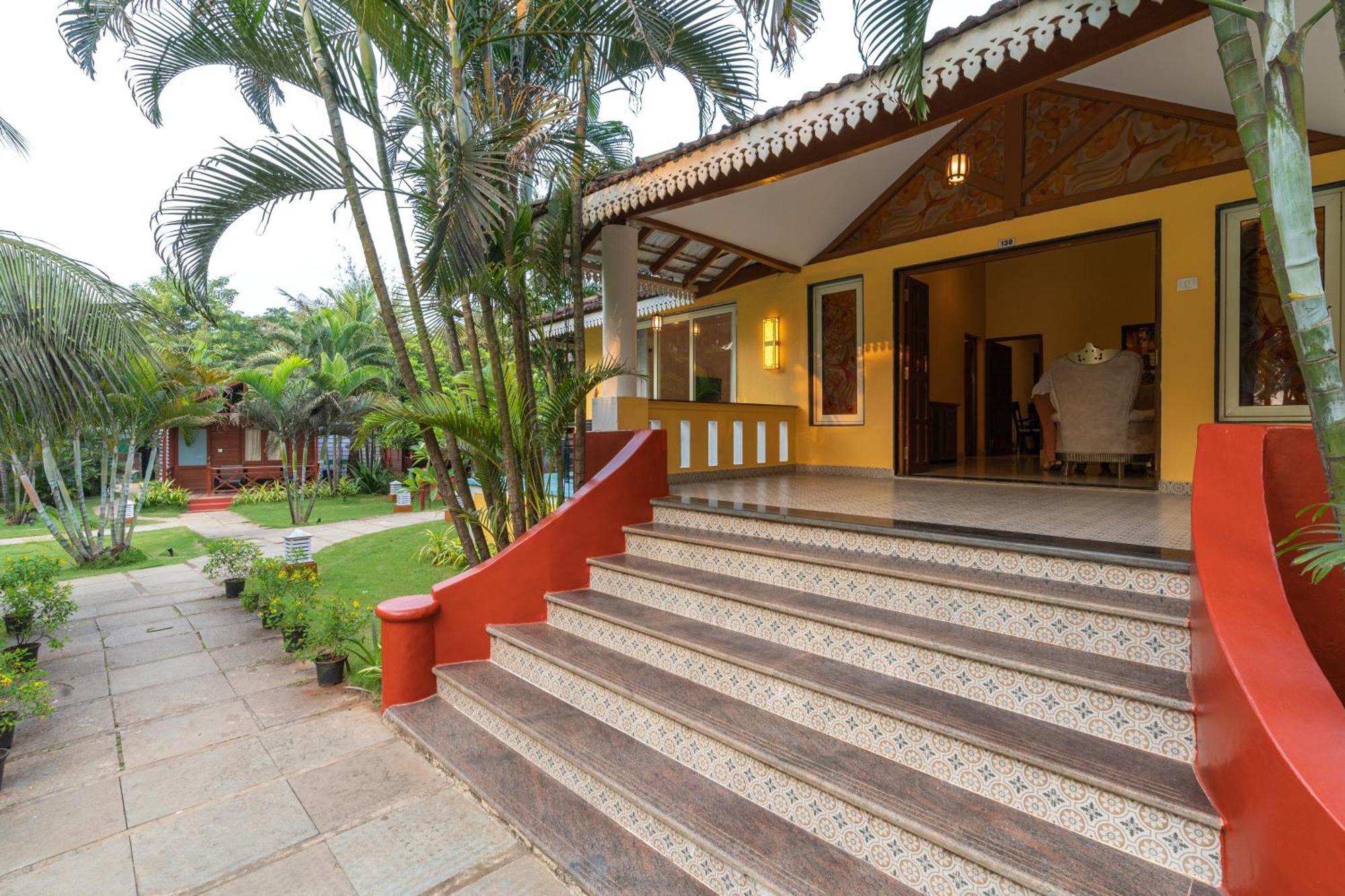 La Cabana Beach & Spa, By Ashvem Beach Mandrem Luaran gambar