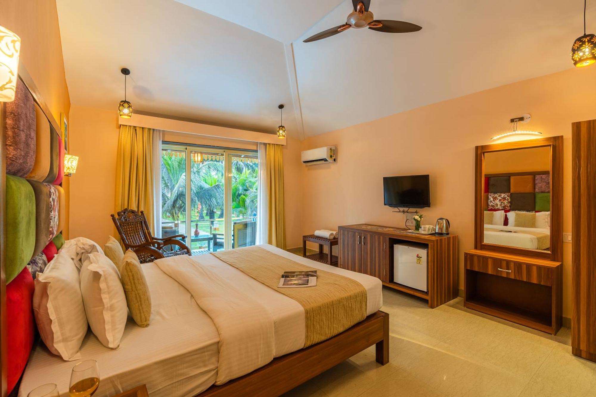 La Cabana Beach & Spa, By Ashvem Beach Mandrem Luaran gambar