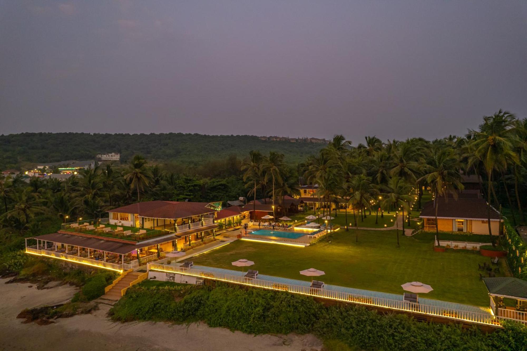 La Cabana Beach & Spa, By Ashvem Beach Mandrem Luaran gambar