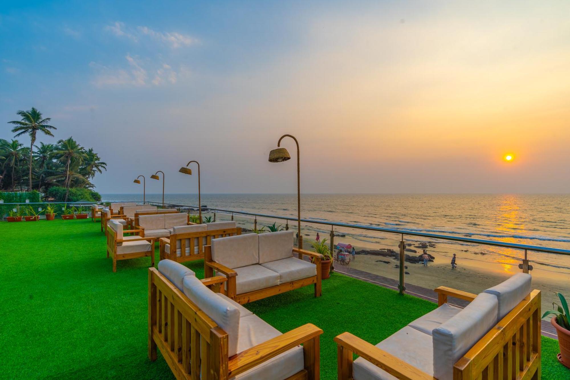 La Cabana Beach & Spa, By Ashvem Beach Mandrem Luaran gambar
